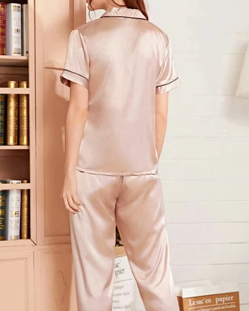 Satin Heart Pyjama Set - Voldara