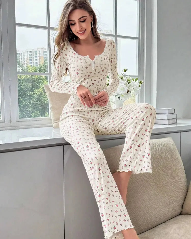Floral Lettuce-Trim Pyjama Set - Voldara