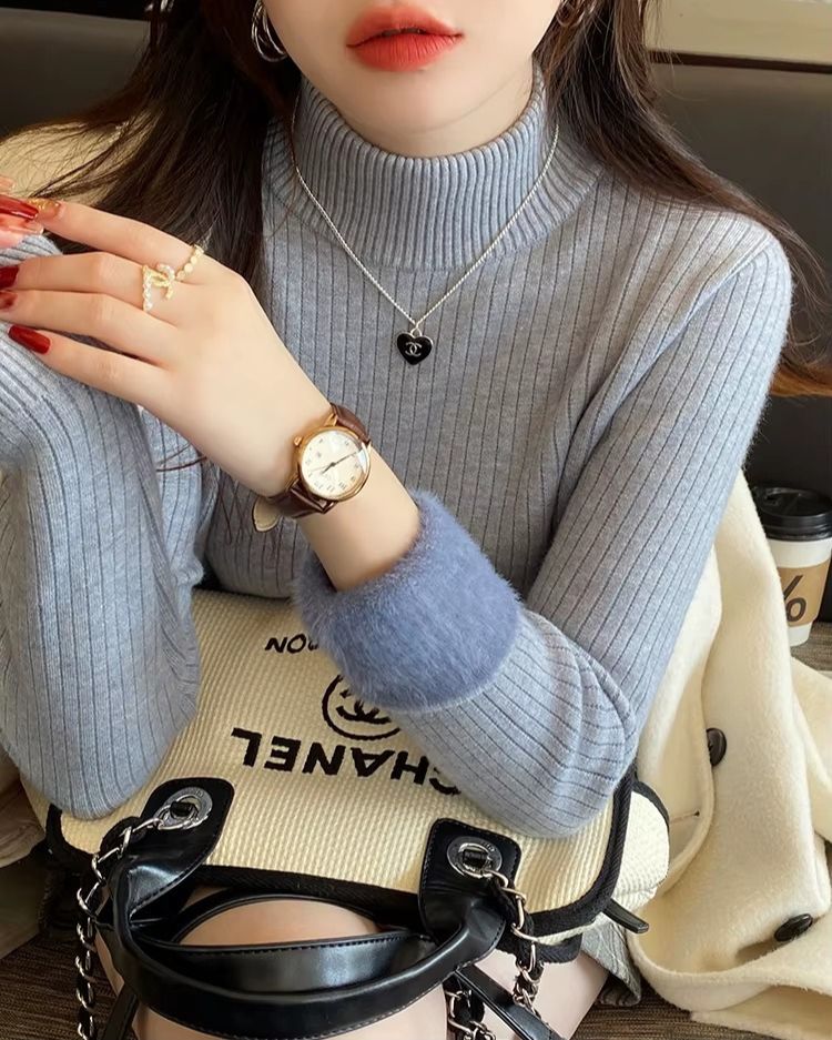 Ribbed Plush Thermal Turtleneck - Voldara