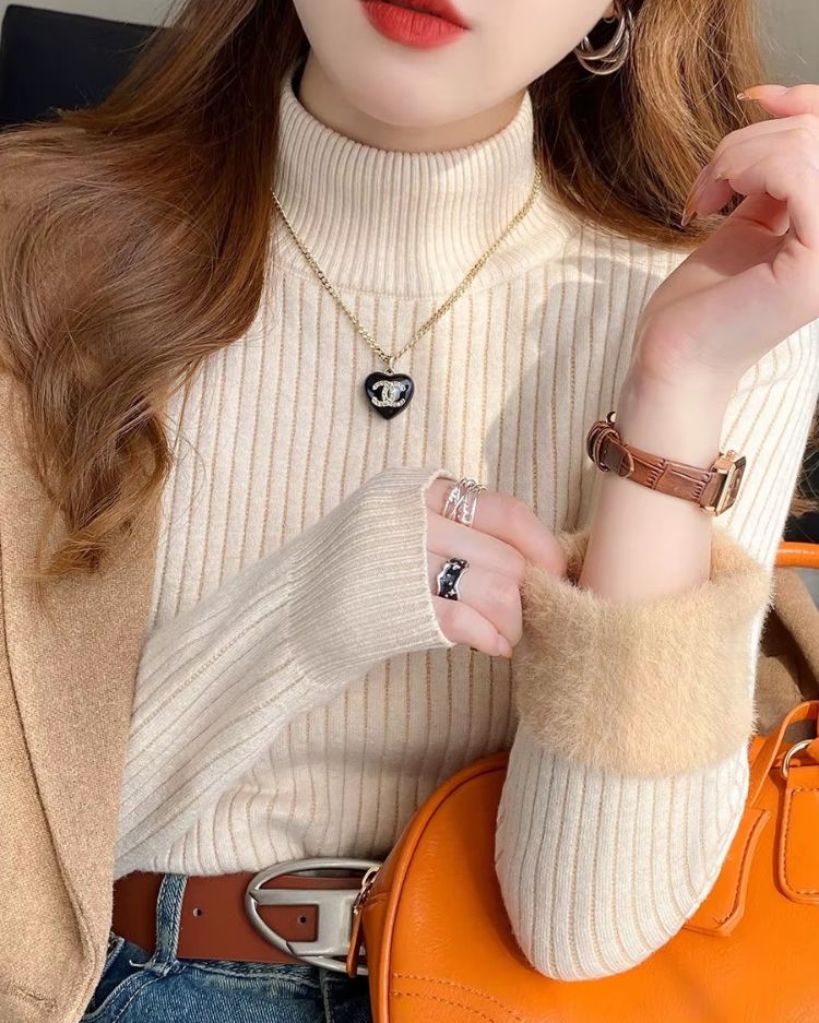 Ribbed Plush Thermal Turtleneck - Voldara