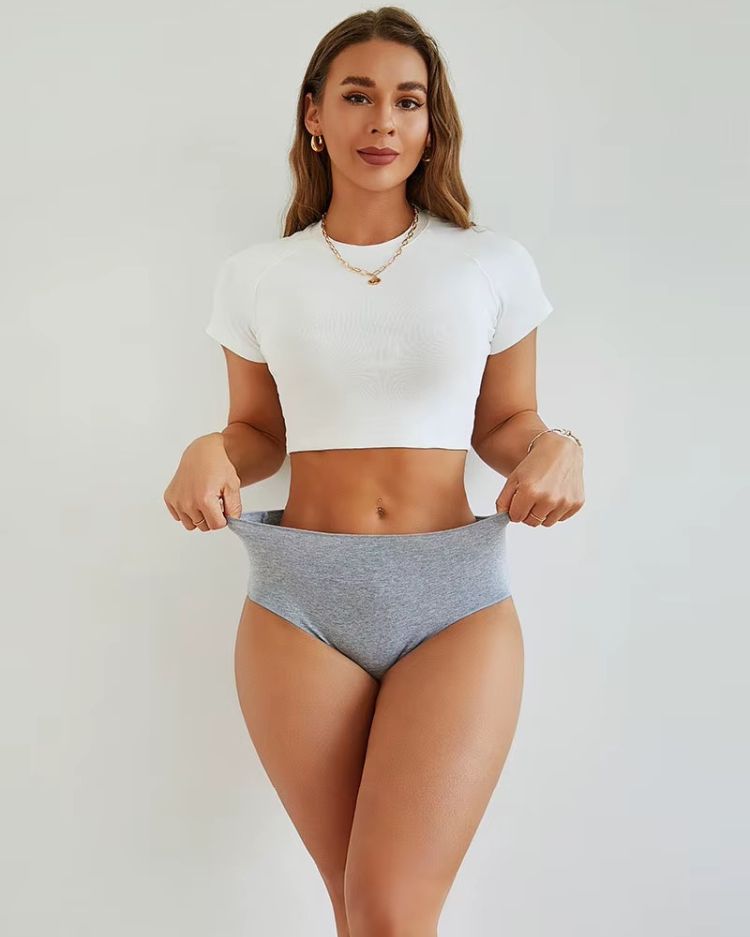 4-Pack: Seamless Mid-Rise Cotton Briefs - Voldara