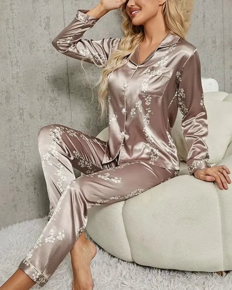 Printed Long-Sleeve Pyjama Set